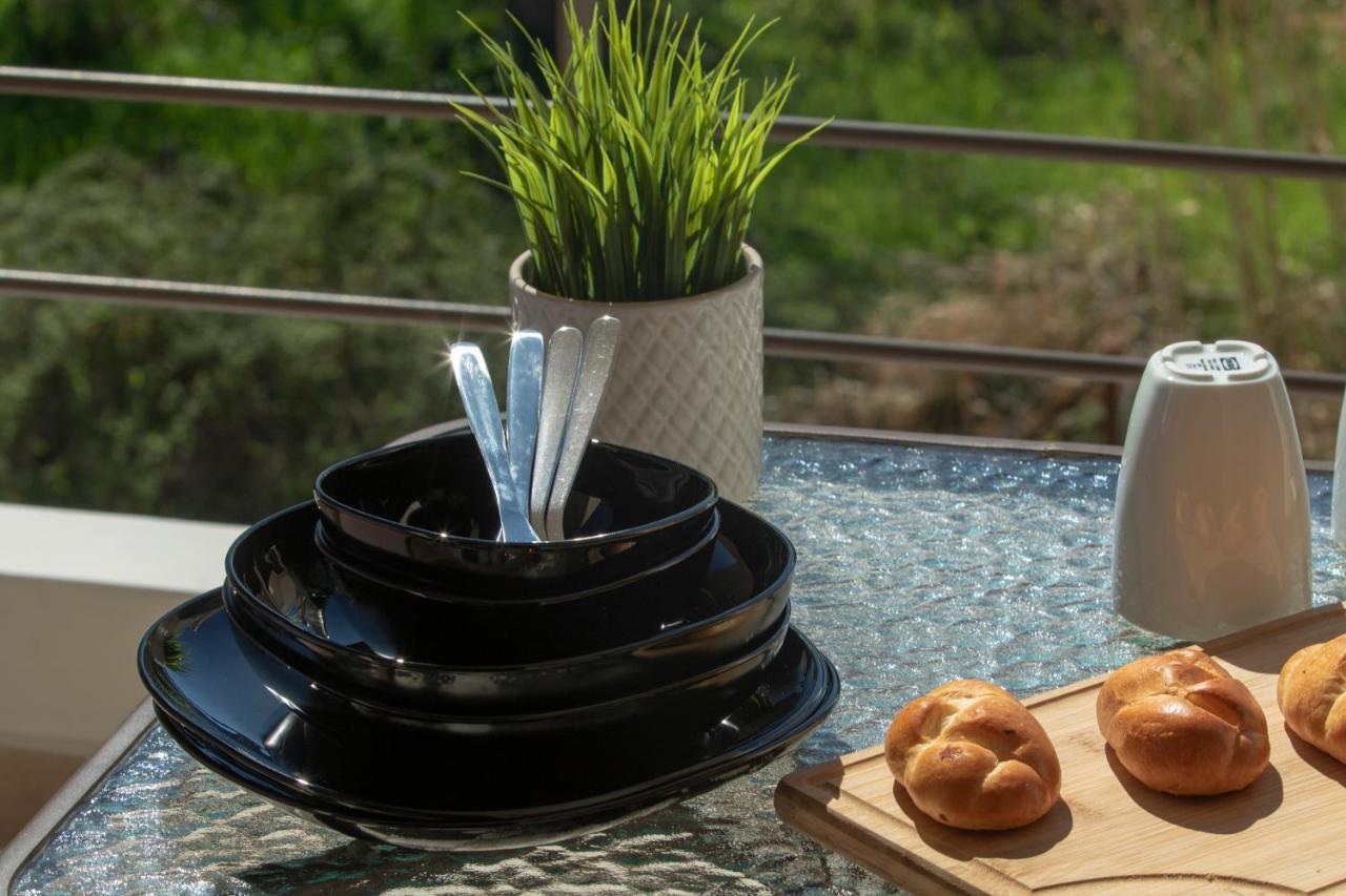 Amelie'S Luxe Apartments Kalligoni Ngoại thất bức ảnh