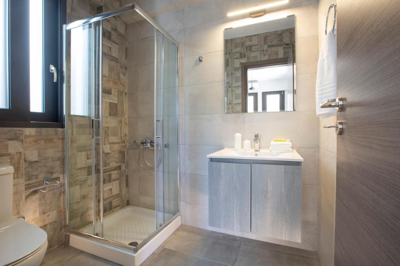 Amelie'S Luxe Apartments Kalligoni Ngoại thất bức ảnh